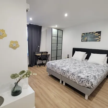Appartement Cosy Proche De Paris Chambourcy Exterior foto